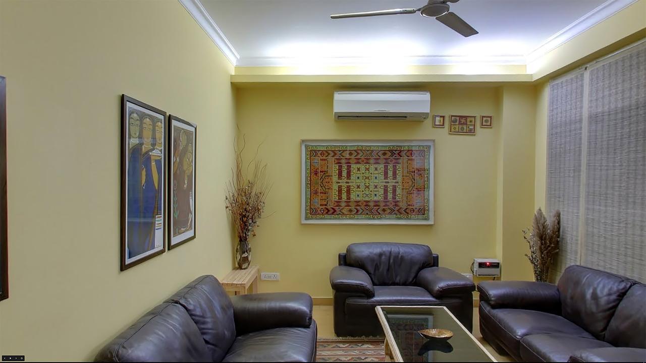 Colonel'S Retreat At The Airport Bed and Breakfast New Delhi Exteriör bild